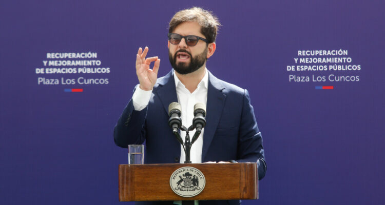 Presidente Boric arremete contra los matinales: “Parece que las buenas noticias no tienen rating”