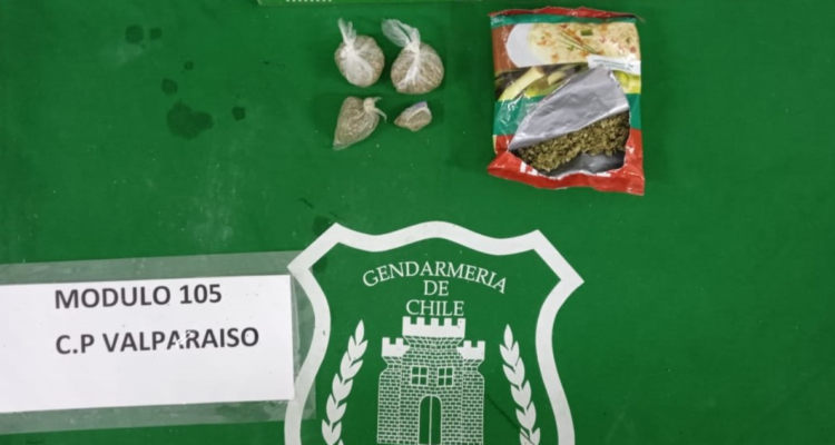  Incautan 216 armas blancas y marihuana en bolsa de arroz tras allanamiento a cárceles de Valparaíso 