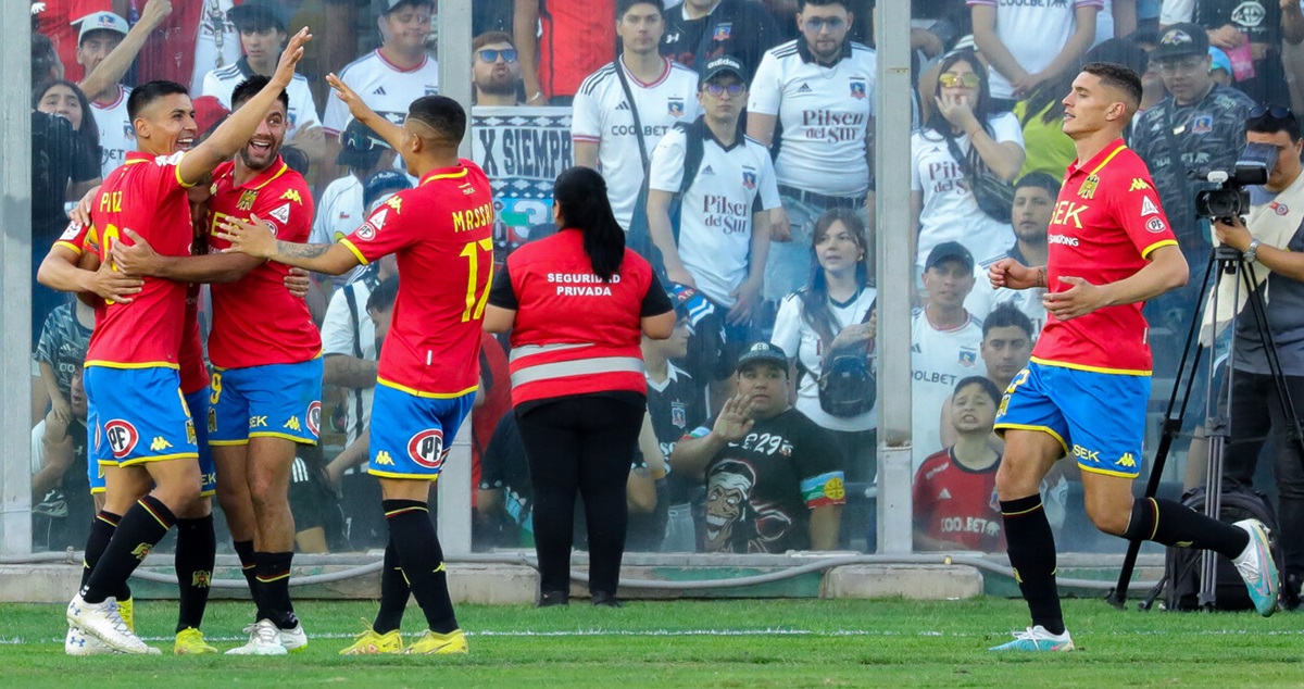 Colo Colo perdió ante Unión Española en el Monumental.