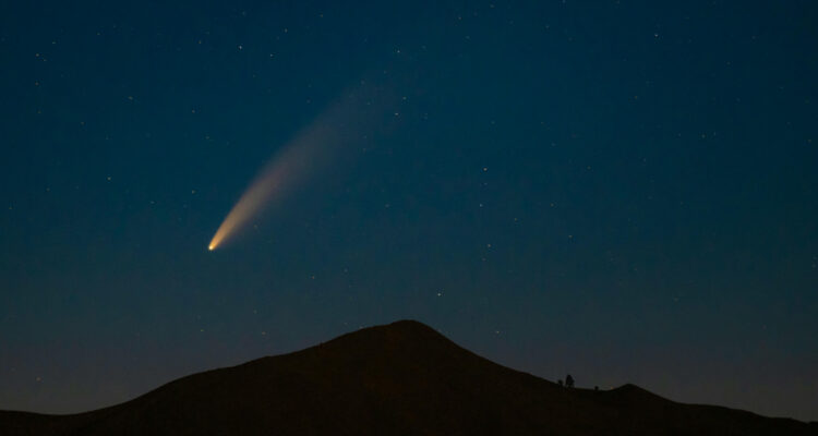 Calendario astronómico de diciembre 2023 trae un cometa cerca del sol y la última luna llena del año