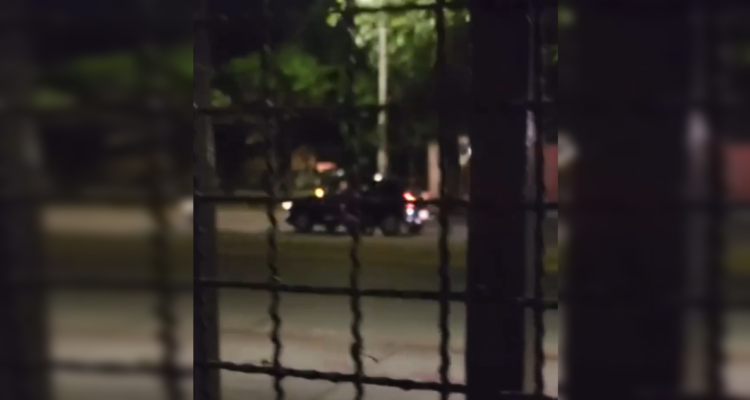 Conductora de app es arrastrada, atropellada y apuñalada tras robo de su auto en Macul