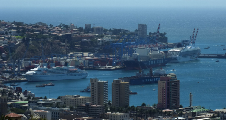 Valparaíso recibirá más de 8.000 turistas este fin de semana por triple recalada de cruceros