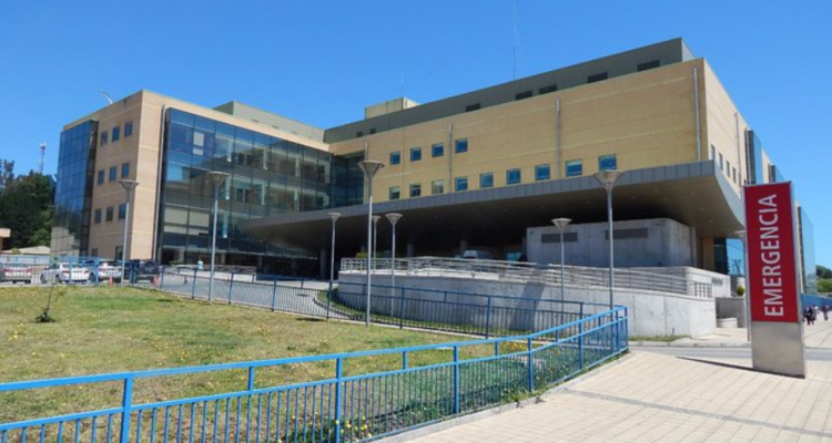 Ordenan a Hospital Las Higueras indemnizar con $75 millones a paciente psiquiátrico que se sacó un ojo