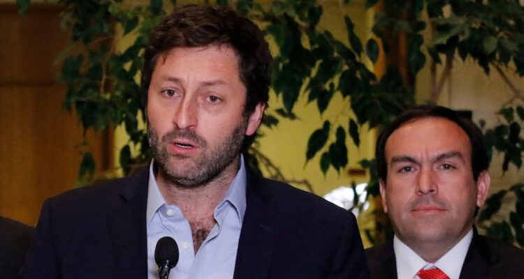 “Las diligencias están avanzando”: diputados UDI acuden a fiscal Anticorrupción por Caso Convenios