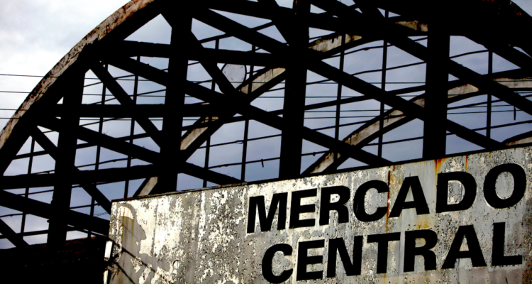 Mercado en Concepción: inician nuevo proceso de licitación para el emblemático centro comercial