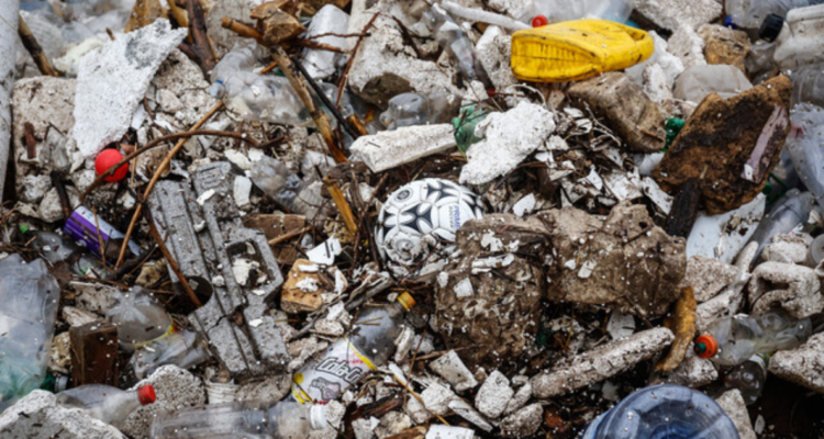 Municipio de Osorno denuncia existencia de vertedero clandestino: estaría cerca de curso de agua