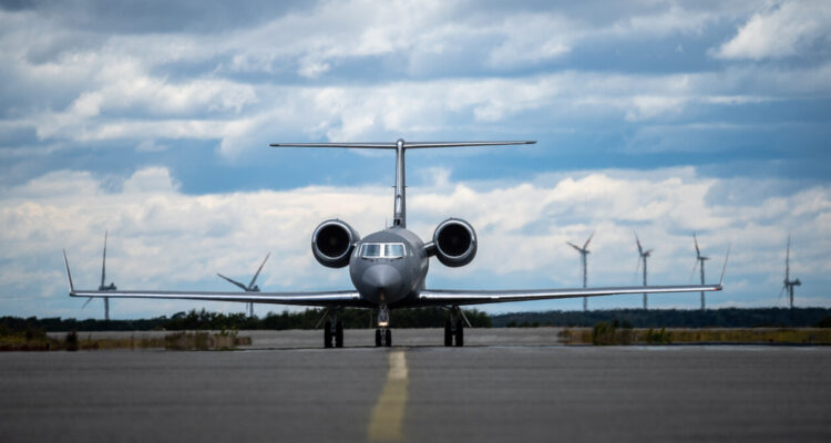 Gobierno concreta expulsión de 16 venezolanos en vuelo chárter de la FACh