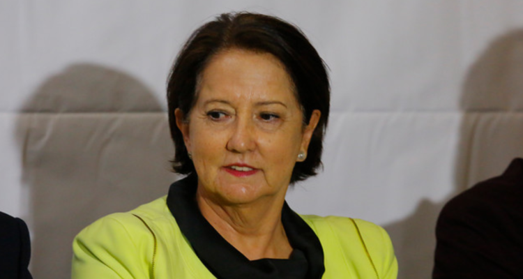 Ex ministra Soledad Alvear anuncia que votará “A favor” en el plebiscito del 17 de diciembre