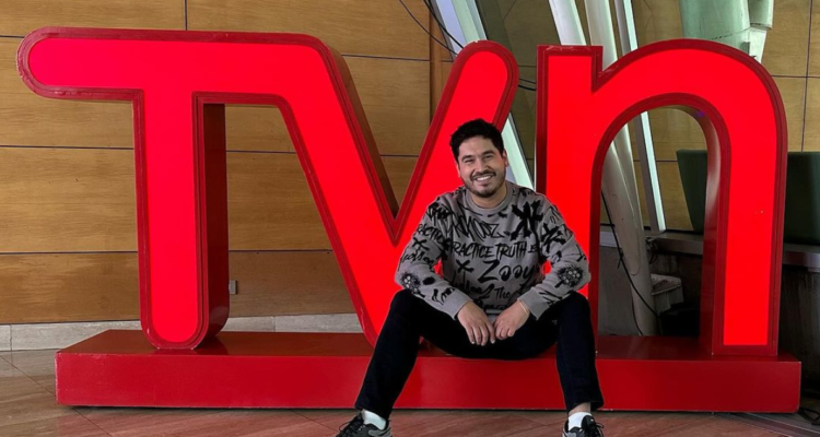 Gino Costa en TVN previo a su ingreso a CHV