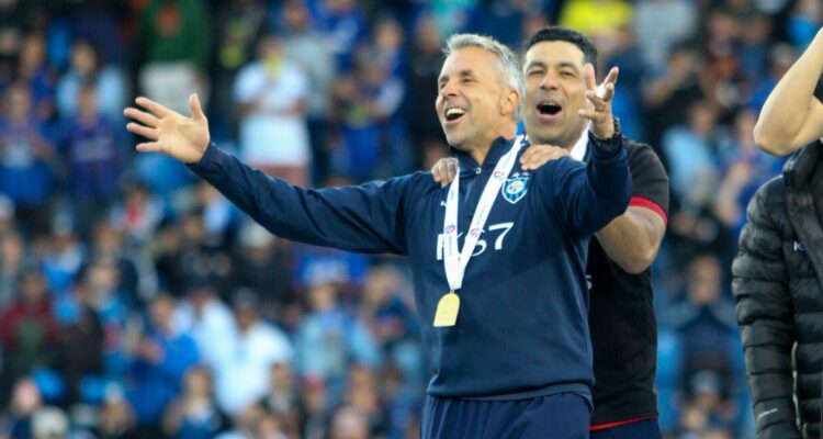 Dan a Gustavo Álvarez listo como nuevo DT de La U y Victoriano Cerda se molesta