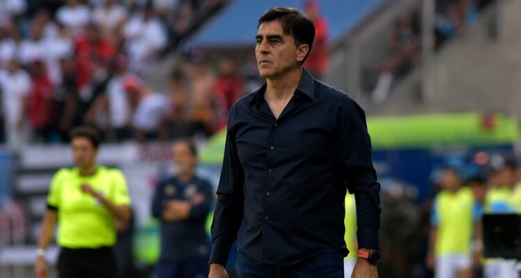 Gustavo Quinteros durante la final de Copa Chile.
