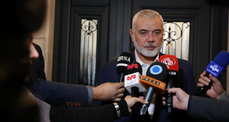 Líder de Hamás llega a Egipto para negociar nueva tregua en Gaza