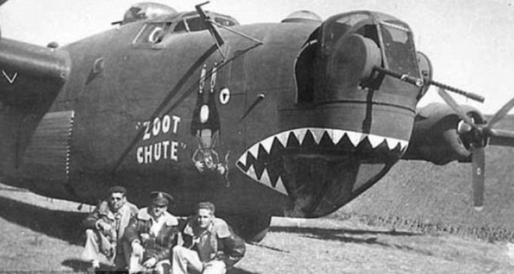 Uno de los aviones que sobrevivió a innumerables misiones sobre la ruta en el Himalaya