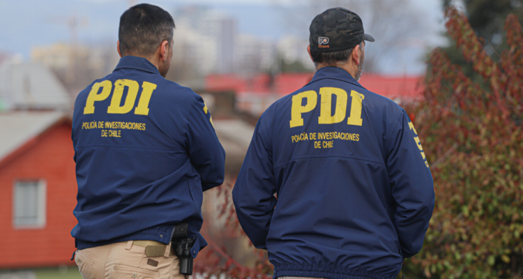 Efectivos de la Policía de Investigaciones.