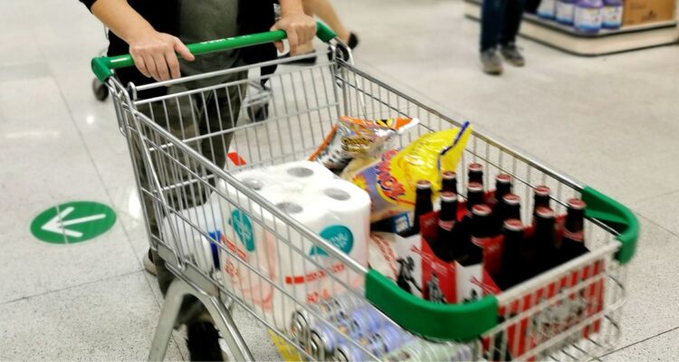 Revisa los horarios de funcionamiento de malls, supermercados, centros comerciales y comercio para el Año Nuevo y feriado irrenunciable.