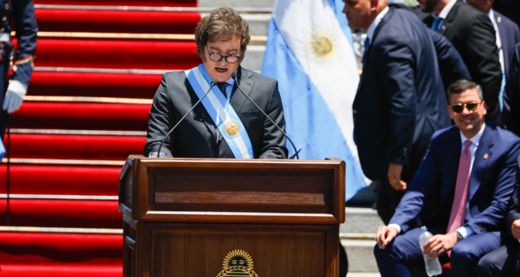 Hoy comienza una era de prosperidad y crecimiento Milei tras asumir como presidente de Argentina