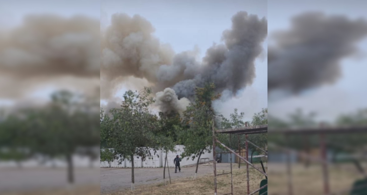 Al menos tres heridos graves deja incendio en Escuela de Formación de Carabineros