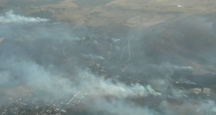 Imagen aérea de incendio en La Estrella, región de O’Higgins.