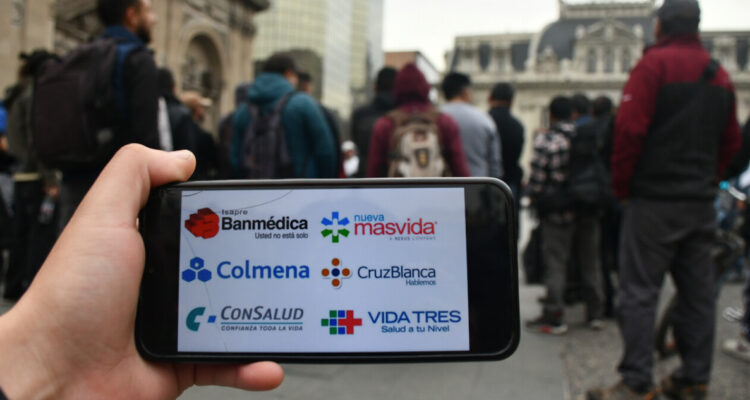 Asociación de Isapres advierte “desenlace catastrófico” por adelanto del ICSA