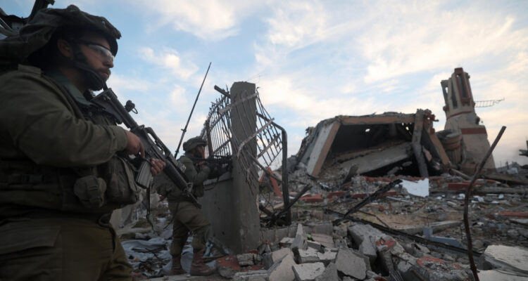 Hablaron en hebreo e igualmente dispararon: Los detalles de cómo Israel asesinó a 3 rehenes de Hamás