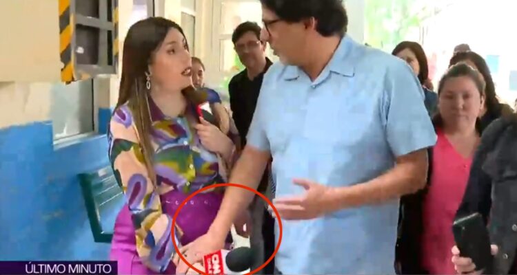 Jadue baja micrófono a periodista de CNN