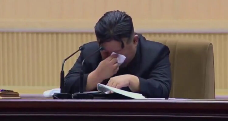 Kim Jong-un pide entre lágrimas que nazcan más bebés para frenar caída de natalidad en Corea del Norte