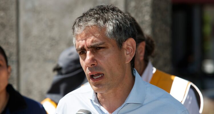 La Reina decreta emergencia comunal por últimos delitos contra sus vecinos