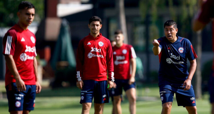 La Roja descarta futbolistas