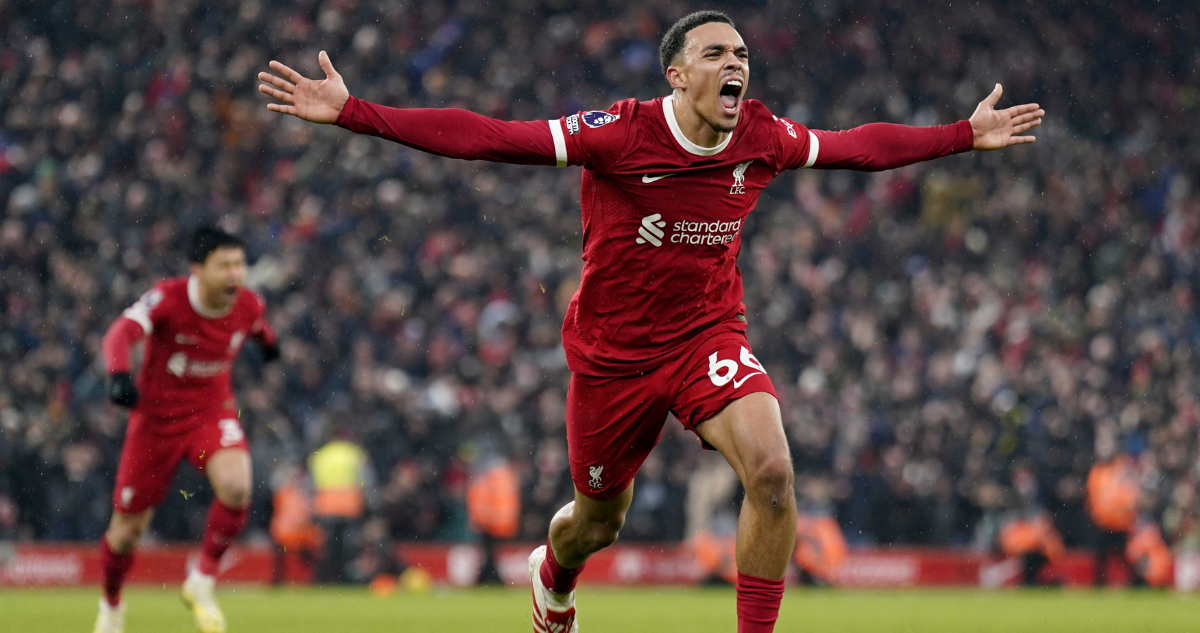 Liverpool remonta un partidazo ante Fulham y pone presión en la cima de la Premier League.