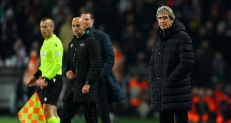 El análisis de Manuel Pellegrini tras derrota del Real Betis en la Europa League