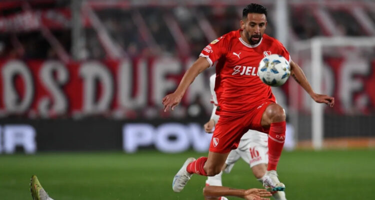 Mauricio Isla adiós UC La Roja