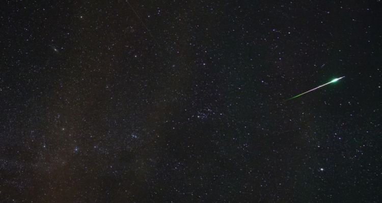 Astronauta capta el momento exacto en que un meteorito ingresa a la atmósfera terrestre