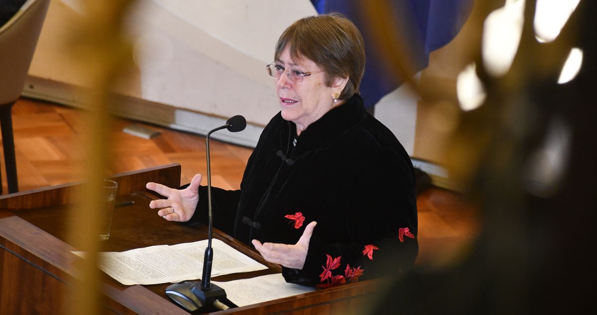 Bachelet a republicanos: “El que no logra acuerdos, no tiene capacidad de ser gobierno”