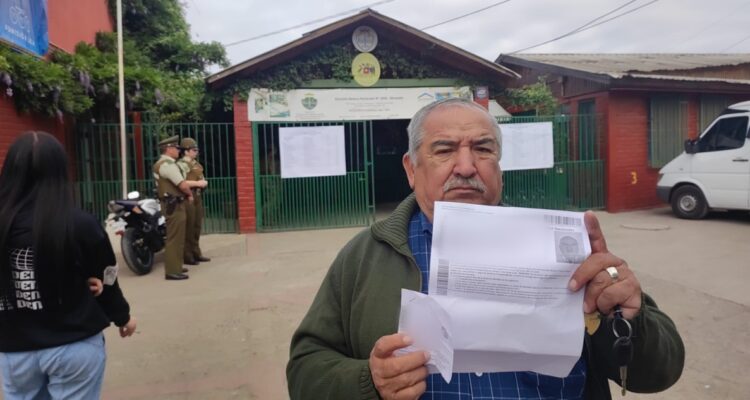 Votante no pudo sufragar en Peñalolén tras robo de carnet: comprobante de nuevo documento no sirve
