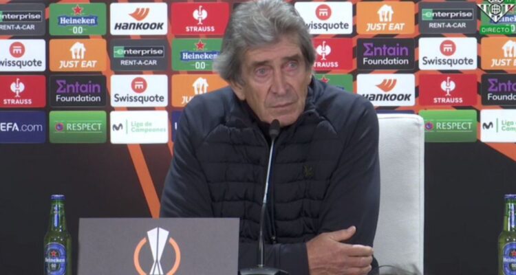 Pellegrini recibe la furia de hinchas del Betis por fracaso europeo