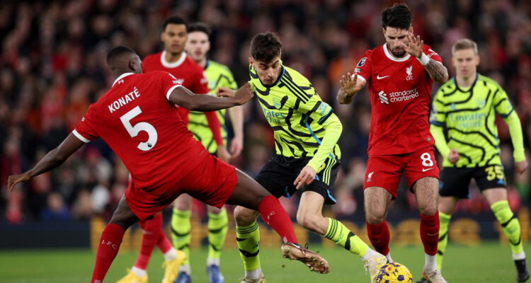 Liverpool y Arsenal igualaron por la Premier League.