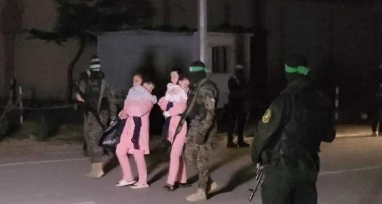 Rehenes liberados en Israel.