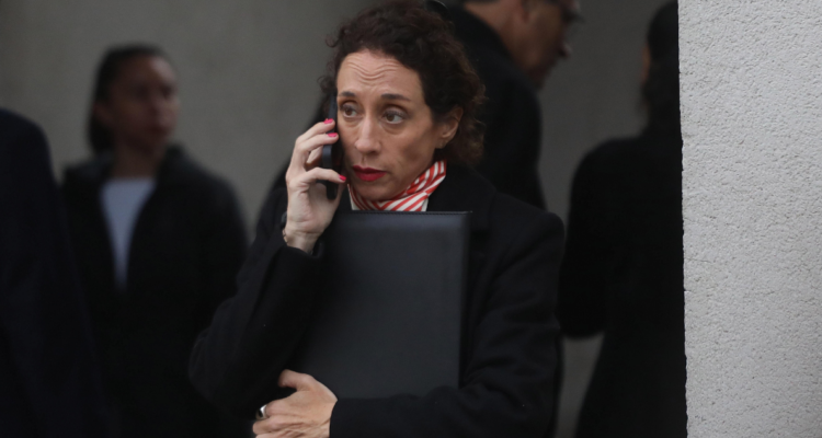 renuncia jefa de comunicaciones de Boric