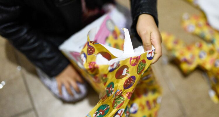 Roban más de 70 regalos navideños desde sede vecinal de Viña del Mar: fueron financiados por una rifa