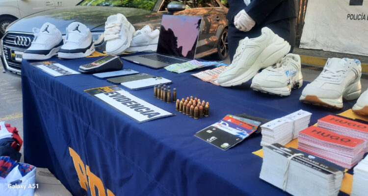 Desarticulan organización que producía y vendía ropa falsificada en la RM: incautaron 84 mil productos