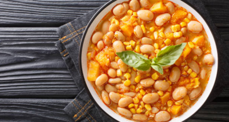 Otro “poroto” para Chile: Santiago es elegida entre las 30 mejores ciudades del mundo para comer