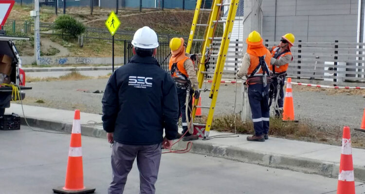 SEC indaga a Frontel por interrupción no programada del suministro eléctrico durante Navidad