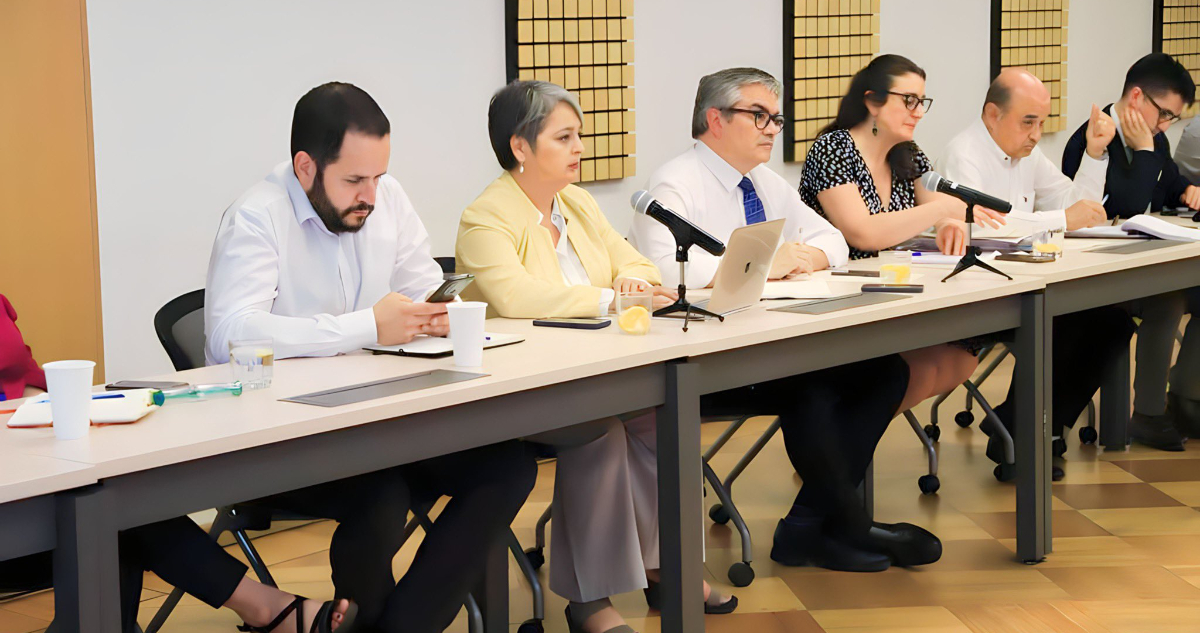 Así será reajuste salarial de sector público: también se acordaron bonos y avanzar en reducir jornada