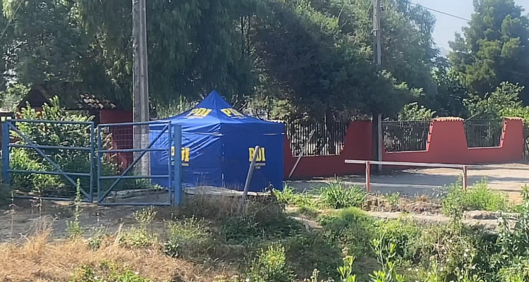 Encuentran segundo cadáver en Maipú: también estaba amarrado de manos y dentro de un canal