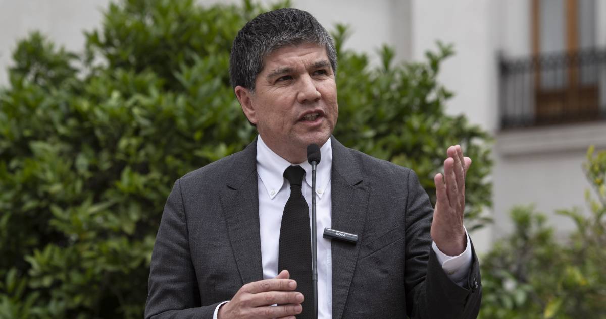 Monsalve critica anuncio de vigilantes civiles en La Reina: “No es pertinente”