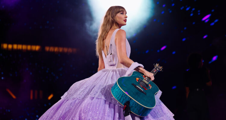 “Algo inusual está pasando con ella”: Revista TIME eligió a Taylor Swift como “Persona del Año 2023”
