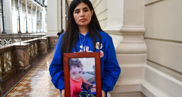 Madre de Tomás Bravo pide a nueva fiscal que investiga muerte del niño “respeto” y “amabilidad”