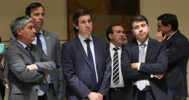 UDI pide a Cancillería confirmar si Bárbara Figueroa hizo alguna gestión para extraditar a Apablaza