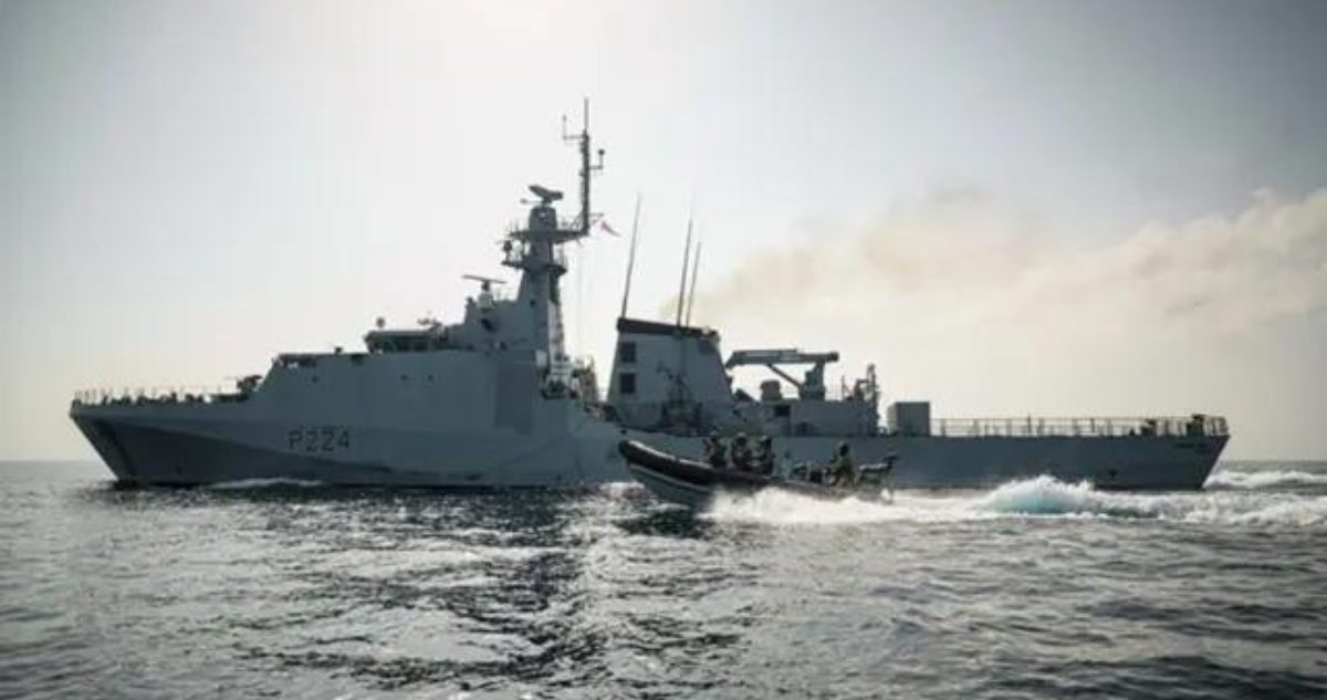 Buque HMS Trent