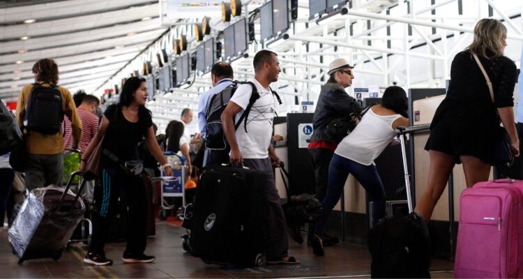 Qué es el permiso ESTA o Visa Waiver, la exigencia especial para chilenos que viajan a Estados Unidos y que otros países no tienen.